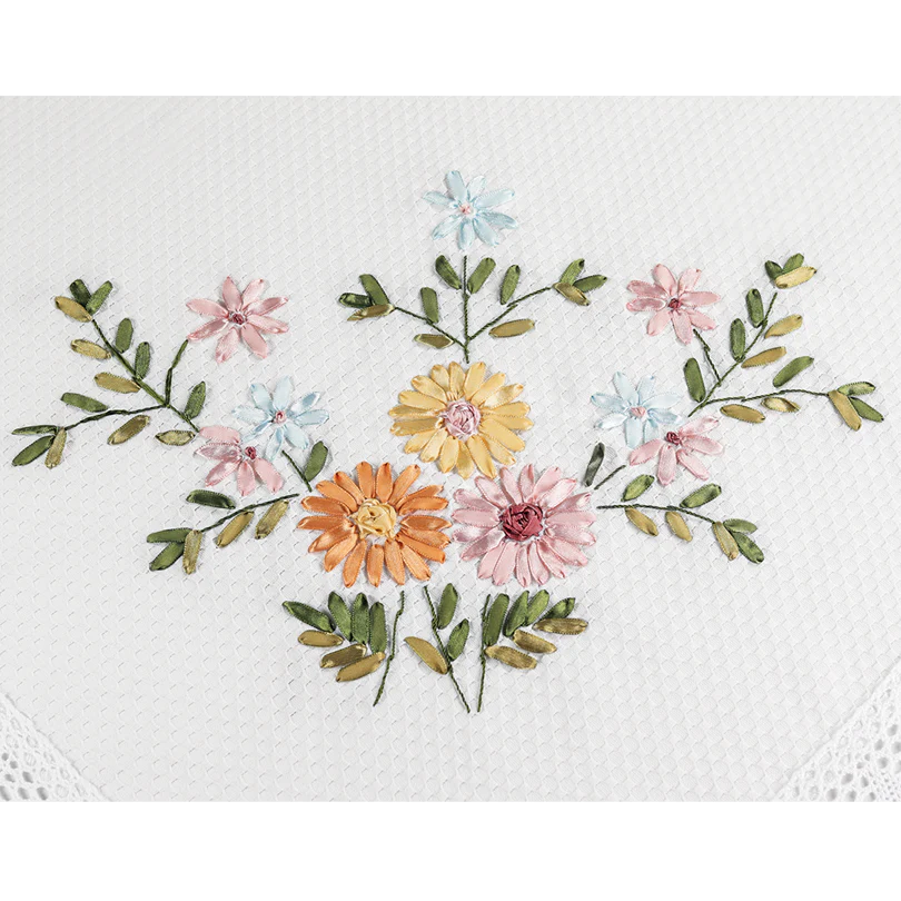 Tischdecke und Servietten mit Blumenstickereien - Image 4